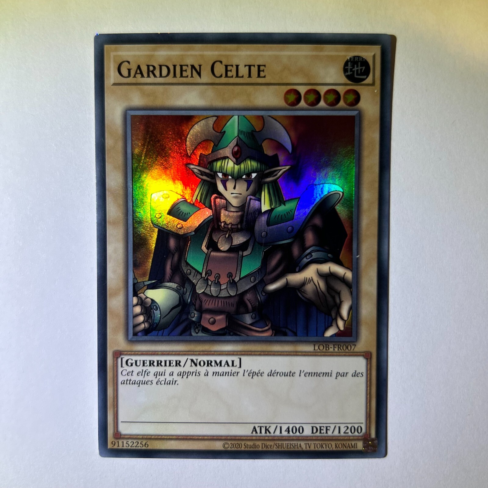 Yu-Gi-Oh Super Rare Celtic Guardian LOB-FR007 Trading Card