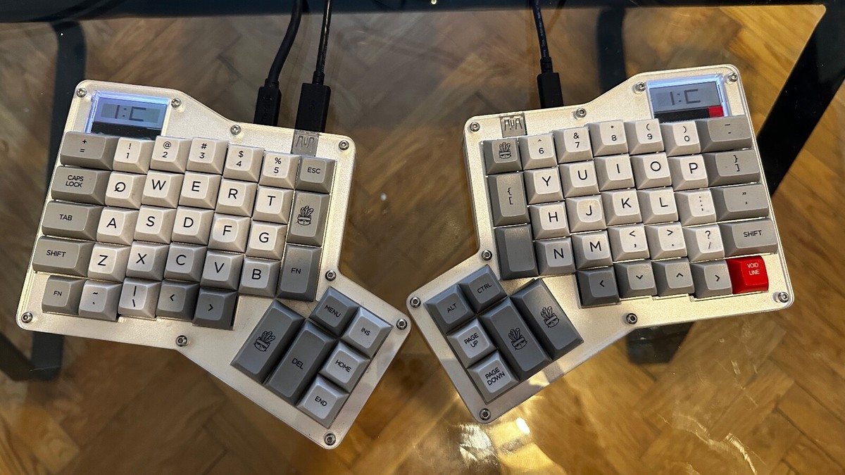 ergodox infinity メカニカルキーボード ergodox infinity メカニカルキーボード