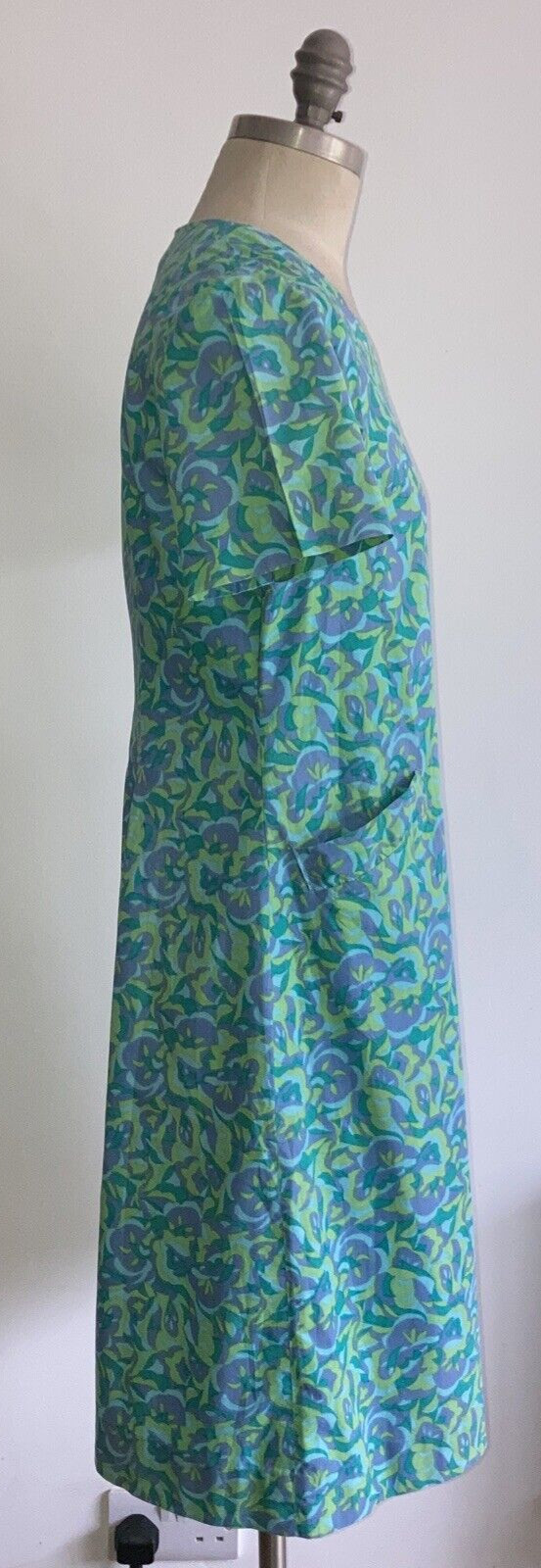 Vintage Late 1960s/Early 70s Cotton Dress, Goodwood? Pit to Pit 18.5" approx 5