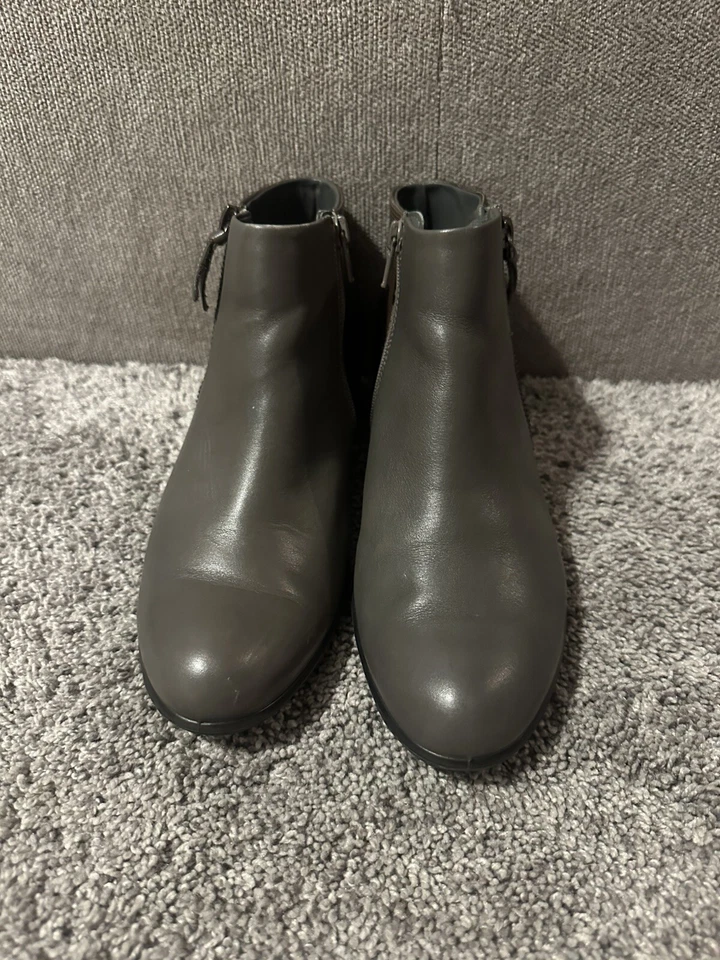 Ecco Women’s Gray/Brown Two toned Zip Boots Size 39=8 - Image 2 of 4
