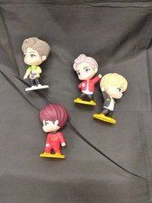 McDonald s 2025 Tiny Tan BTS V Happy Meal Figure Encore Edition Lot of 4