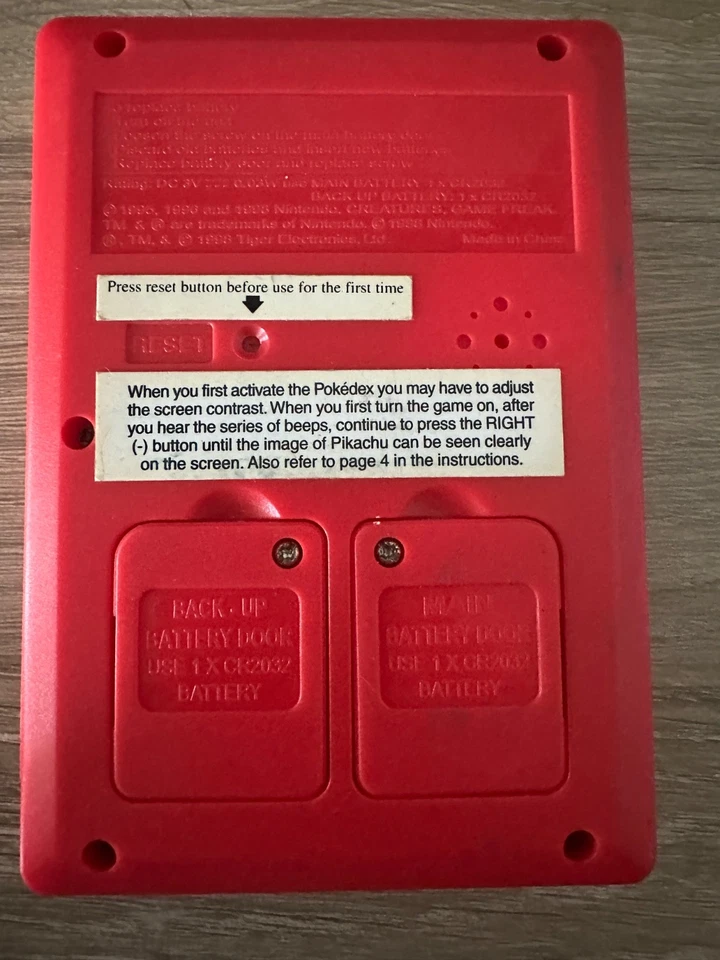 Vintage Pokémon Pokedex 1998 Tiger Electronics Toy - Image 4 of 4