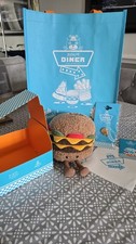 FAO Schwartz NYC Exclusive Jellycats Amuseables McKenna Burger
