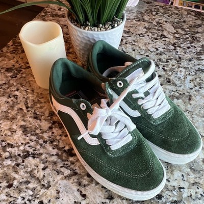 VANS Men s Green/White Suede Low Top Lace-Up Solid Athletic Sneakers
