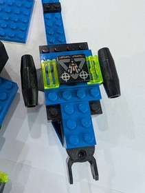 PARTS Lego Insectoids Space Set Number 6977, Arachnoid Star Base,  1998