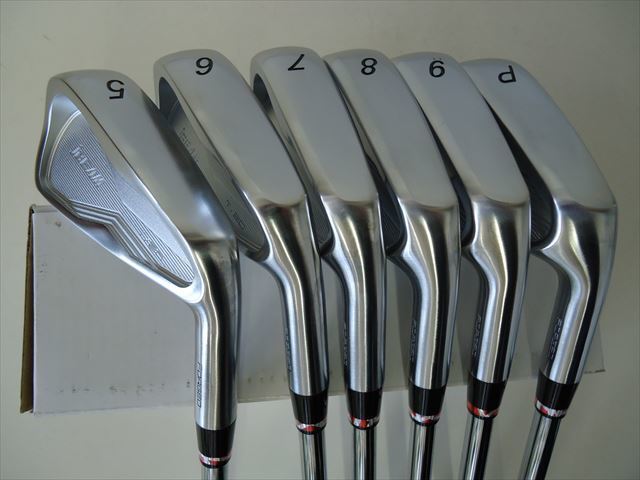Golf Iron Set jBeam JBEAM T/20 AMT TOUR WHITE S200 6pcs 5-P JAPAN 