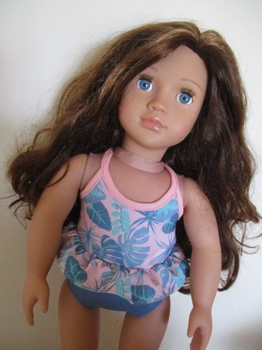 PRETTY OUR GENERATION DOLL - DRESSED FOR THE BEACH - AS NEW - Picture 2 of 4