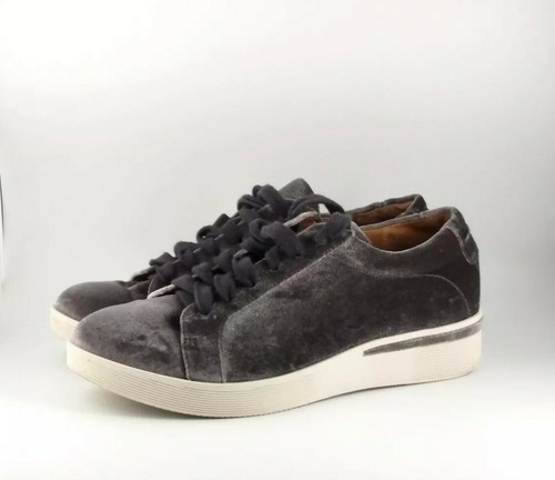 GENTLE SOULS KENNETH COLE Haddie Grey 