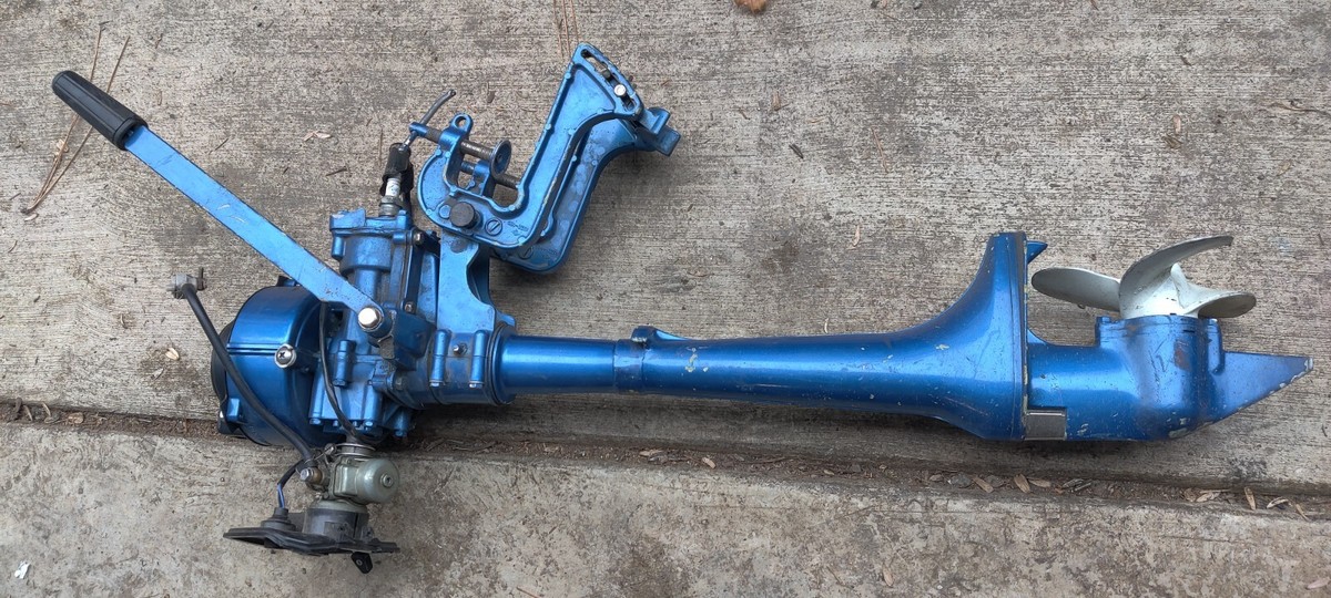 Parting out Suzuki 2hp dt2 0201 227060 boat motor outboard parts