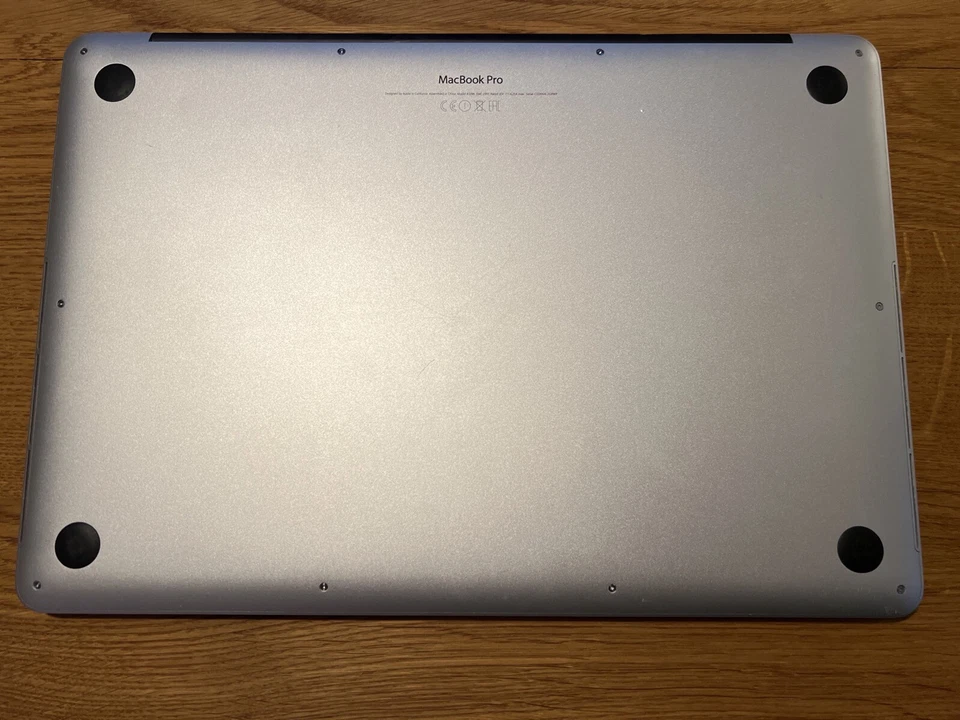 Macbook Pro RETINA 15,4" - 2,2 GHz i7 - 16GB RAM- [256GB-8TB SSD] -TOP- HÄNDLER✅ - Bild 4 von 4