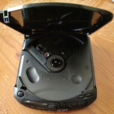 Sony Discman D-133 Vintage Portable Personal CD Player - Fully Working