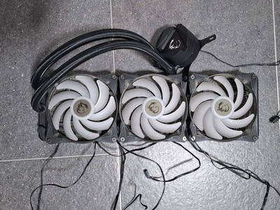 MSI MAG CoreLiquid 360R V2