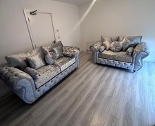 Brand New| Rio Chesterfield Sofa 3 2 Seater| Silver Crush Velvet| Full Back|