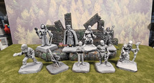 Vintage RPG D D Miniatures - Town City NPC's Lot of 9 Ral Partha, etc