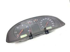 VW PASSAT B5 3B3 Kombiinstrument 3B1919880C 1.90 Diesel 74kw 2000 31250290