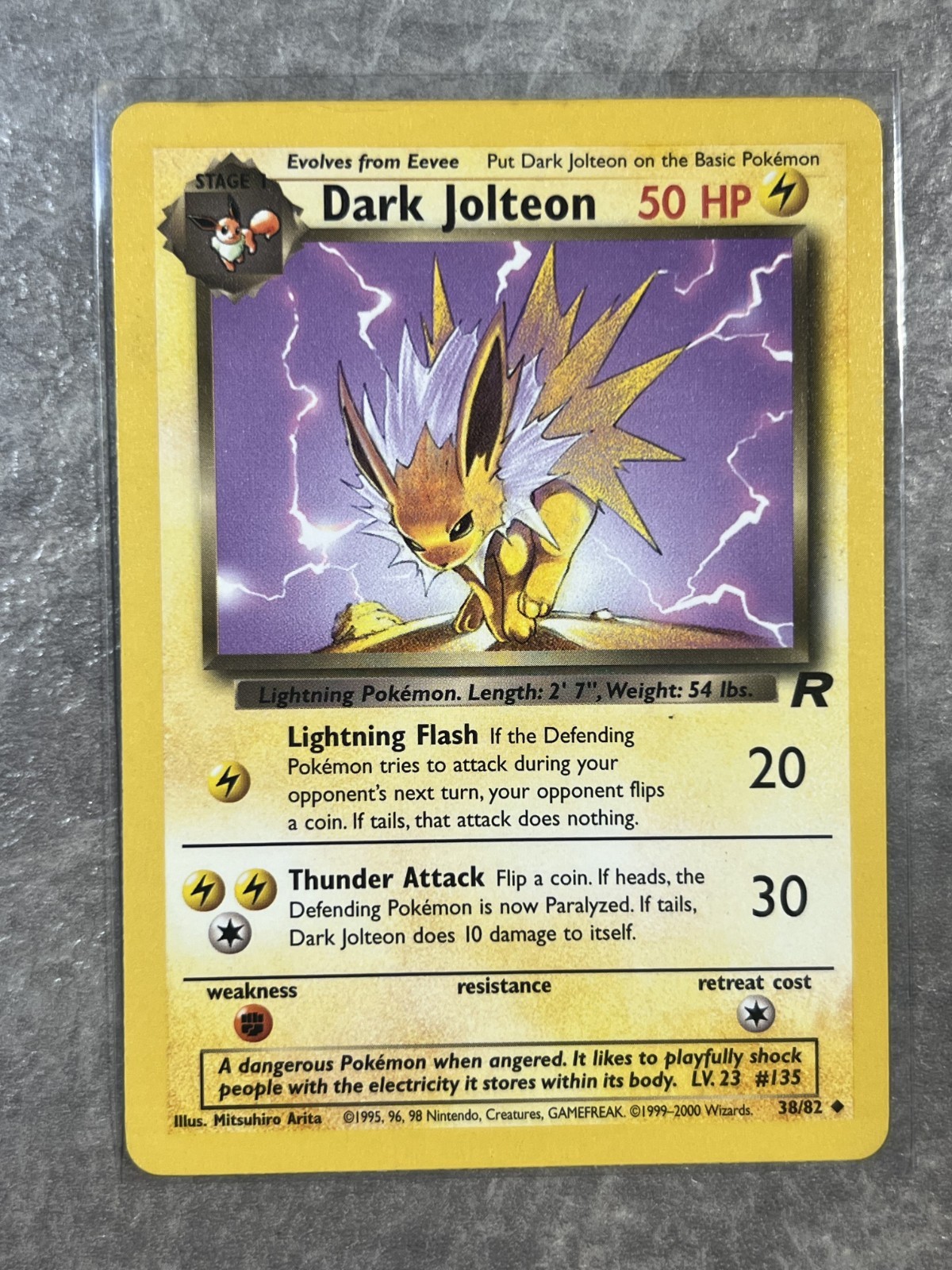 Dark Jolteon 38/82 Pokemon TCG Team Rocket Vintage WOTC Card (Light Play) 1