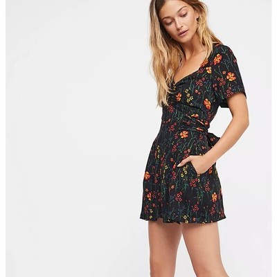 Free People Black Based Floral Sweetheart Neckline Bet You Do Romper Size 0