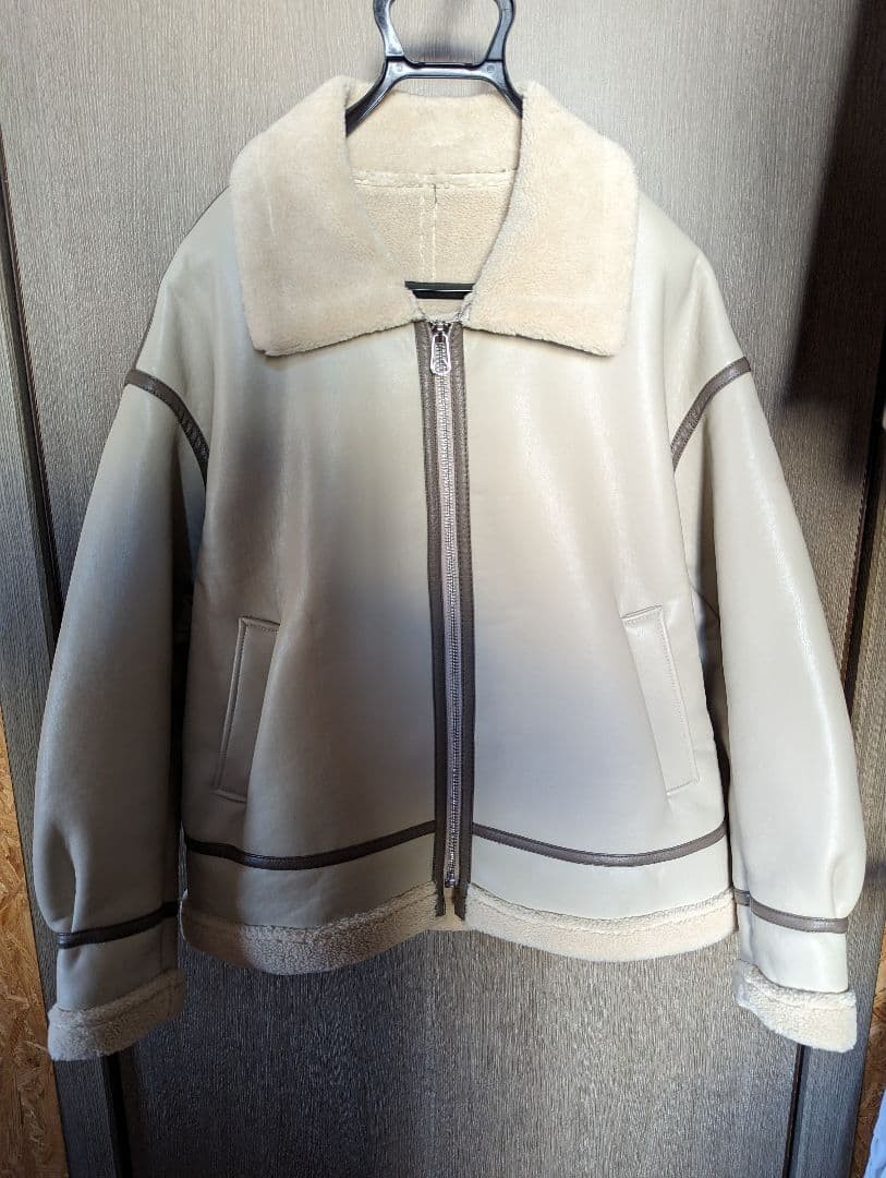 Edifice Oversized Fake Shearling Jacket B-3 Flight Style Warm Women Used