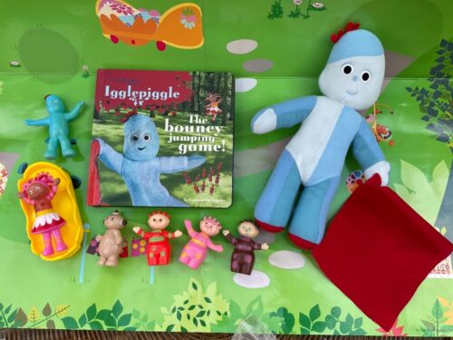 In The Night Garden Figures and Book Bundle with Plush Iggle Piggle - Zdjęcie 1 z 2