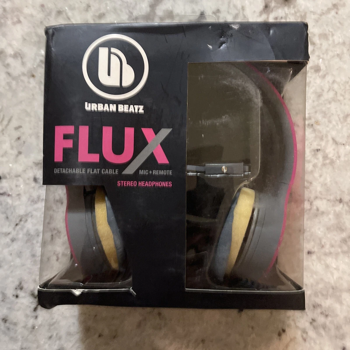 Urban Beatz Flux w detachable flat cable Mic Remote Stereo Headphones New Pink