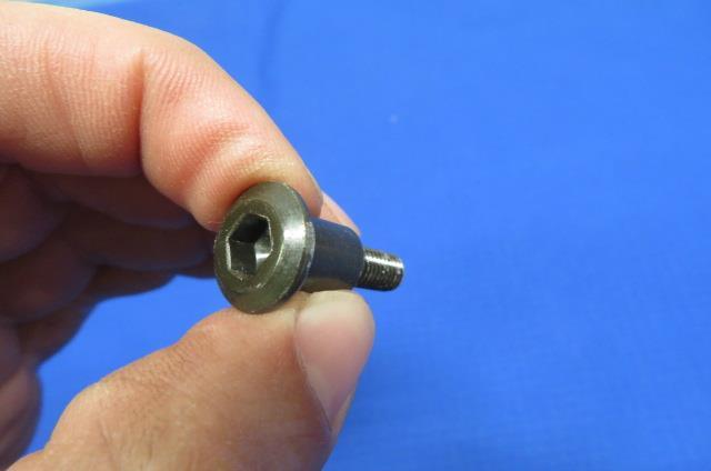 NOS Kawasaki # 92002-1616 BOLT, SEAT, ZX1100 EX250 ZX750