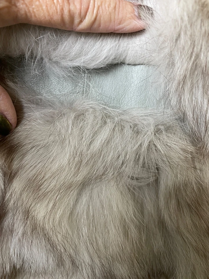 Abrigo de piel de zorro genuino vintage años 60 marfil convertible 2 longitudes sin cremalleras de colección Foto 2 de 4