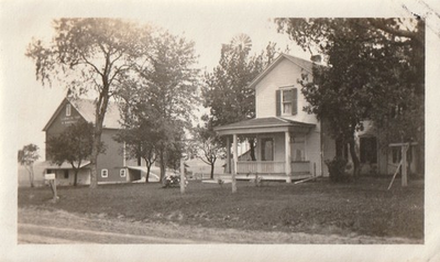 #ad Vintage Photo Family Homestead House Barn Rural America History Dirt Road USA $9.99