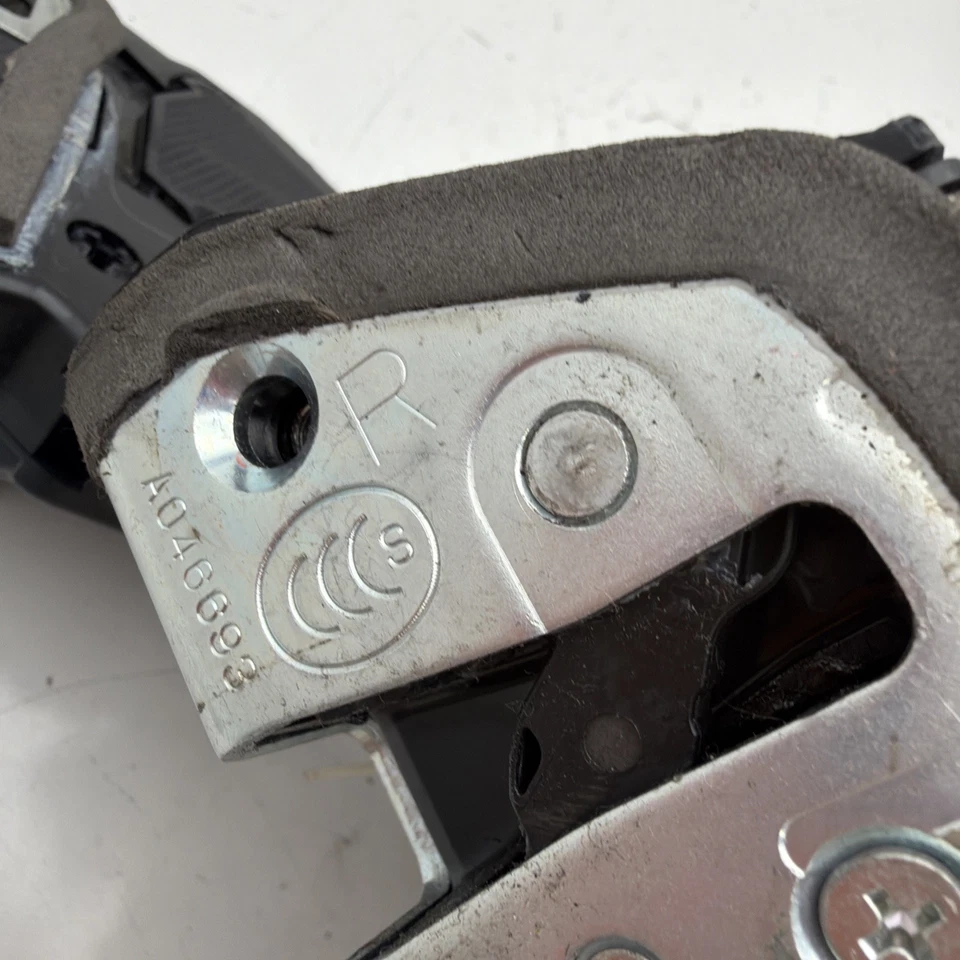 Subaru Forester  Rear Door Latch Lock W/ Handle Right & Left Set 2016 2017 2018 Foto 3 de 4