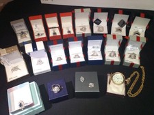 15 carats total weight Diamond Ring/Necklace/Antique Gold WatchCollection with n