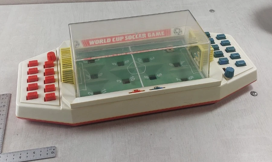 Ancien Jeu De Football De Bistrot - Jeu De Table Vintage - Super état