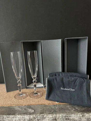 Rare Pair Steuben Glass COUNTERPOINT #2500 Champagne Flutes Excellent Condition