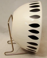 The Cellar Macy's Creamware OPTIC LEAF BLACK Cereal Bowl 5 7/8" x 3" EXCELLENT