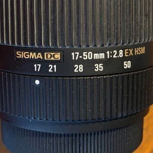 Sigma 17-50mm F2.8 EX DC HSM AF Zoom Lens FLD for Sony A Mount Working Tested - Image 2 of 4