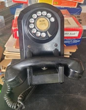 Art Deco Vintage Automatic Electric Type 50 Wall  Rotary Telephone Receiver