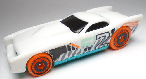 2021 HOT WHEELS TRACK BUILDER UNLIMITED THE GOV'NER #2 WHITE DIECAST 3 1/8" CAR
