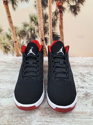 Air Jordan Max Aura 2 GS Black Gym Red Sneakers CN8094-016 Size 7Y