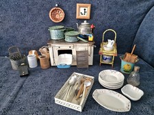 Puppenküche * Puppenstube * viel Zubehör* Alt * Waschtisch Töpfe Emaille u.a.