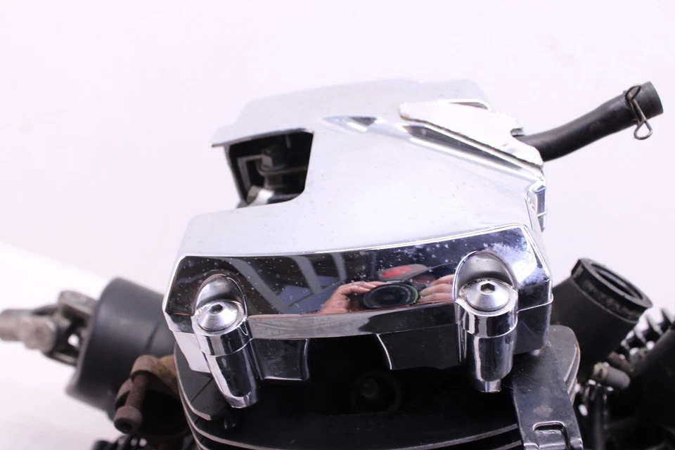 Yamaha V Star 650 XVS650 1998-2015 motor clásico personalizado 7.600 millas Foto 3 de 4