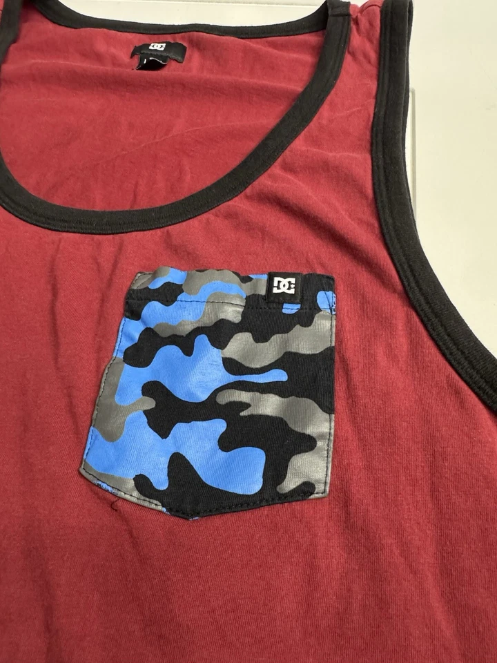 DC Shoes Tank Top Mens L Maroon Camo Pocket Sleeveless Shirt Skateboarding - Image 2 of 4