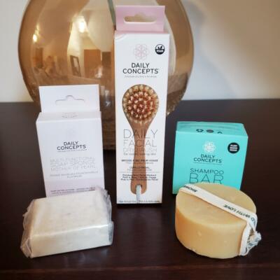 Daily Concepts Shampoo Bar, Soap Sponge Mother of Pearl & Facial Dry Brush Lot 