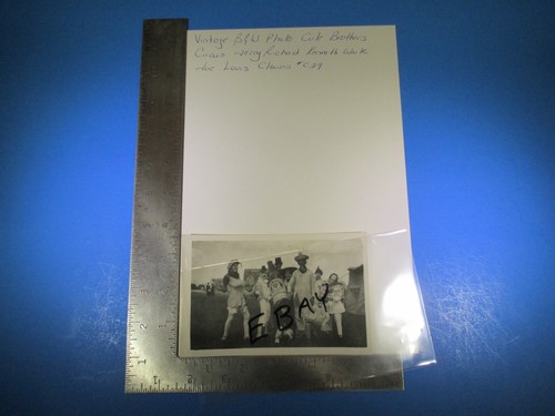 Vintage s/w Circus Photo Cole Brothers Kenneth Joe Louis Group Photo #C29 S4996 - Bild 1 von 2