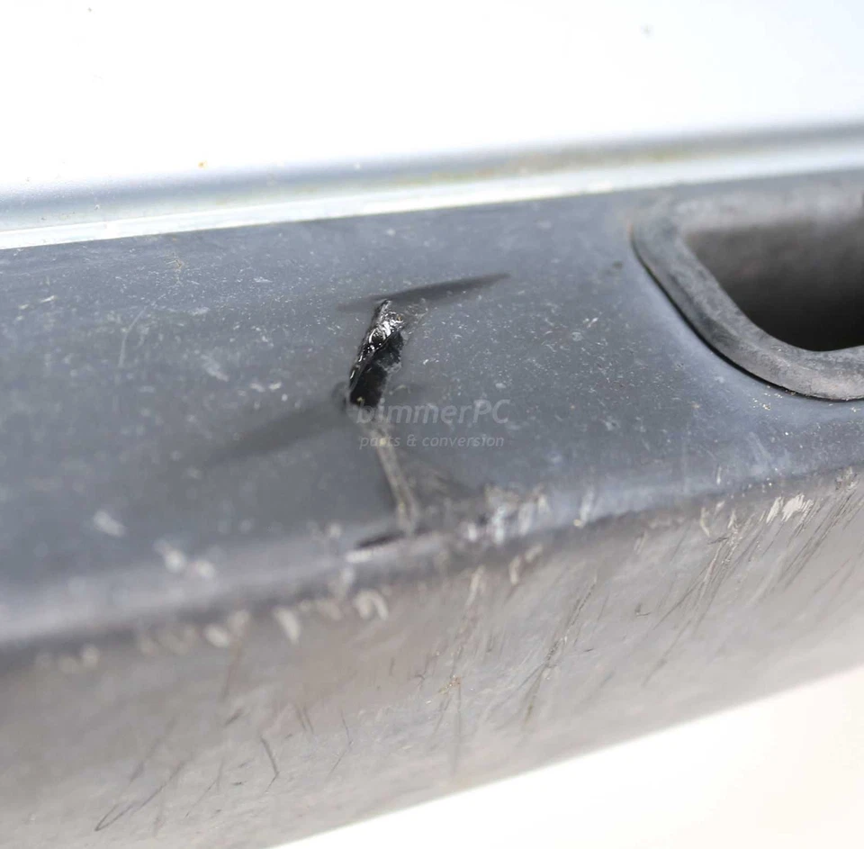 BMW E32 7-Series 750iL Front Bumper Cover w Core Blue V12 1988-1990 OEM w Damage Foto 4 de 4