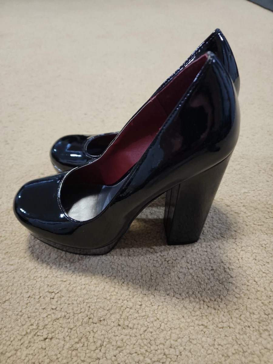 Patent leather shop platform heels