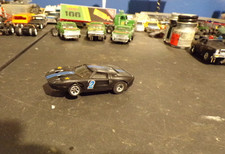 AUTO WORLD GT 40 CUSTOM CATS EYE CHASSIS LIGHTS UP