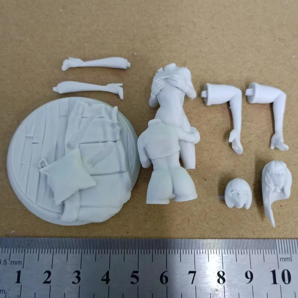 Two Girls Full Resin Figure Model Kit 1/24 Scale Unassembled Unpainted Toys - Image 2 of 2