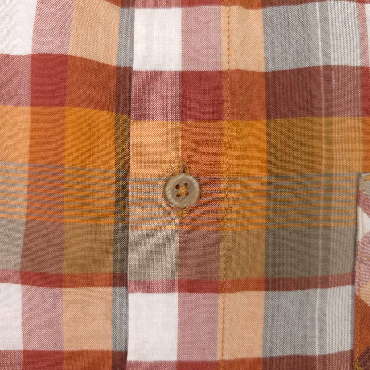 Marlboro Classics Shirt Mens XL Orange Plaid Short Sleeve Button
