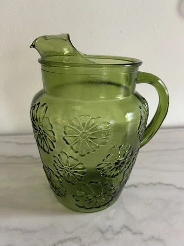 Vintage Anchor Hocking Avocado Green Glass Daisy Flower Pitcher Spring Song