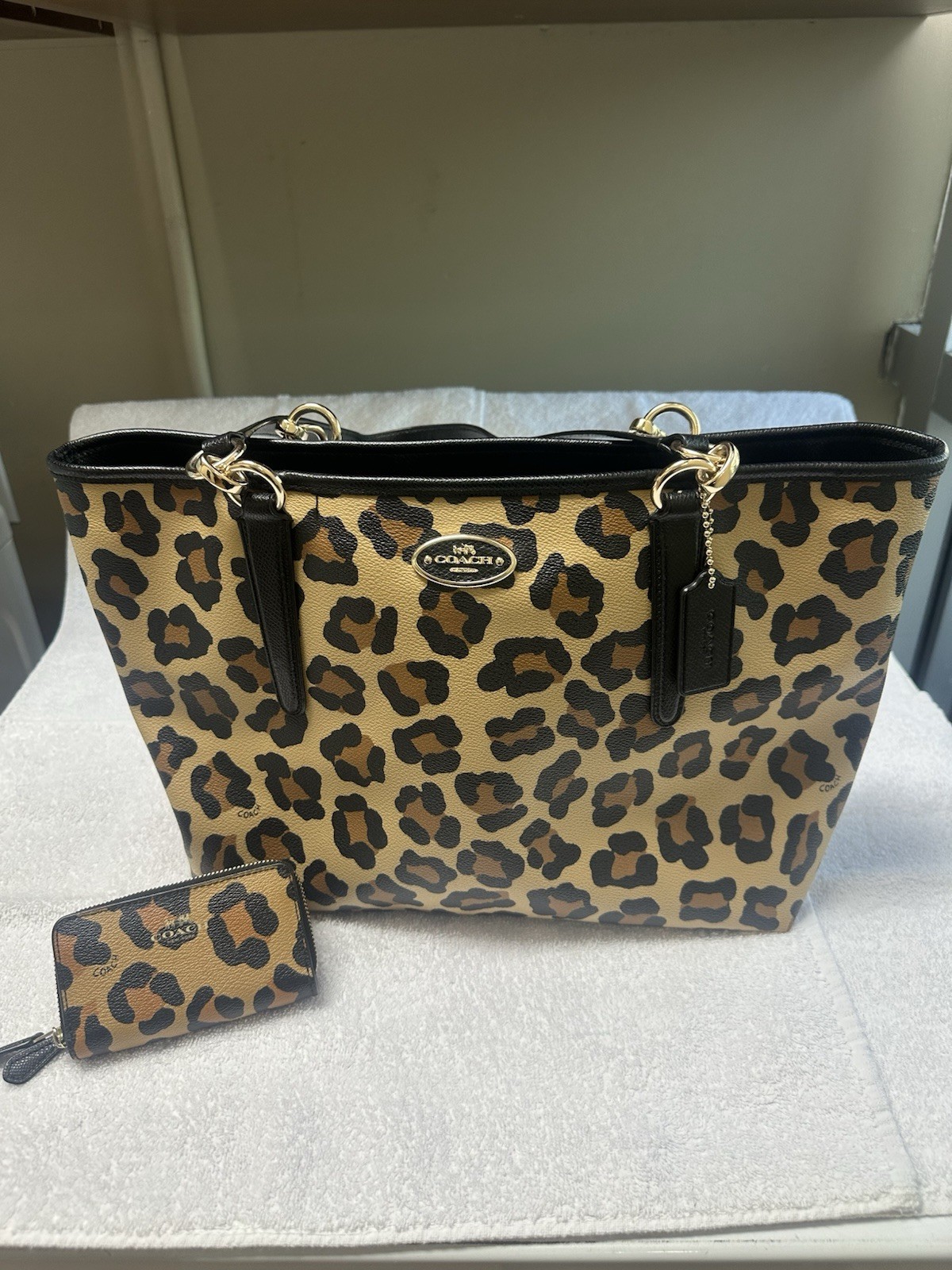 Coach Leopard Print Handbag Purse Coach With Matching Wallet