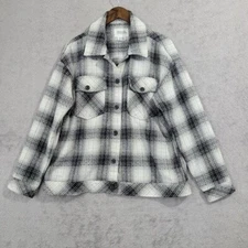 NWOT Boston Traders Trucker Women's L Plaid Flannel Shirt Jacket