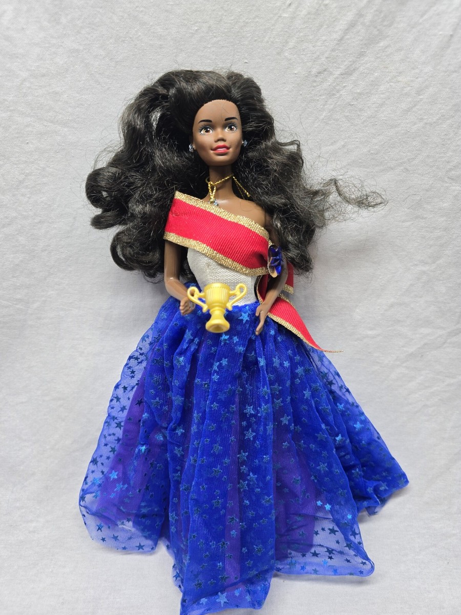 Vintage 1989 Mattel Barbie Doll Special Edition Unicef AA Christie